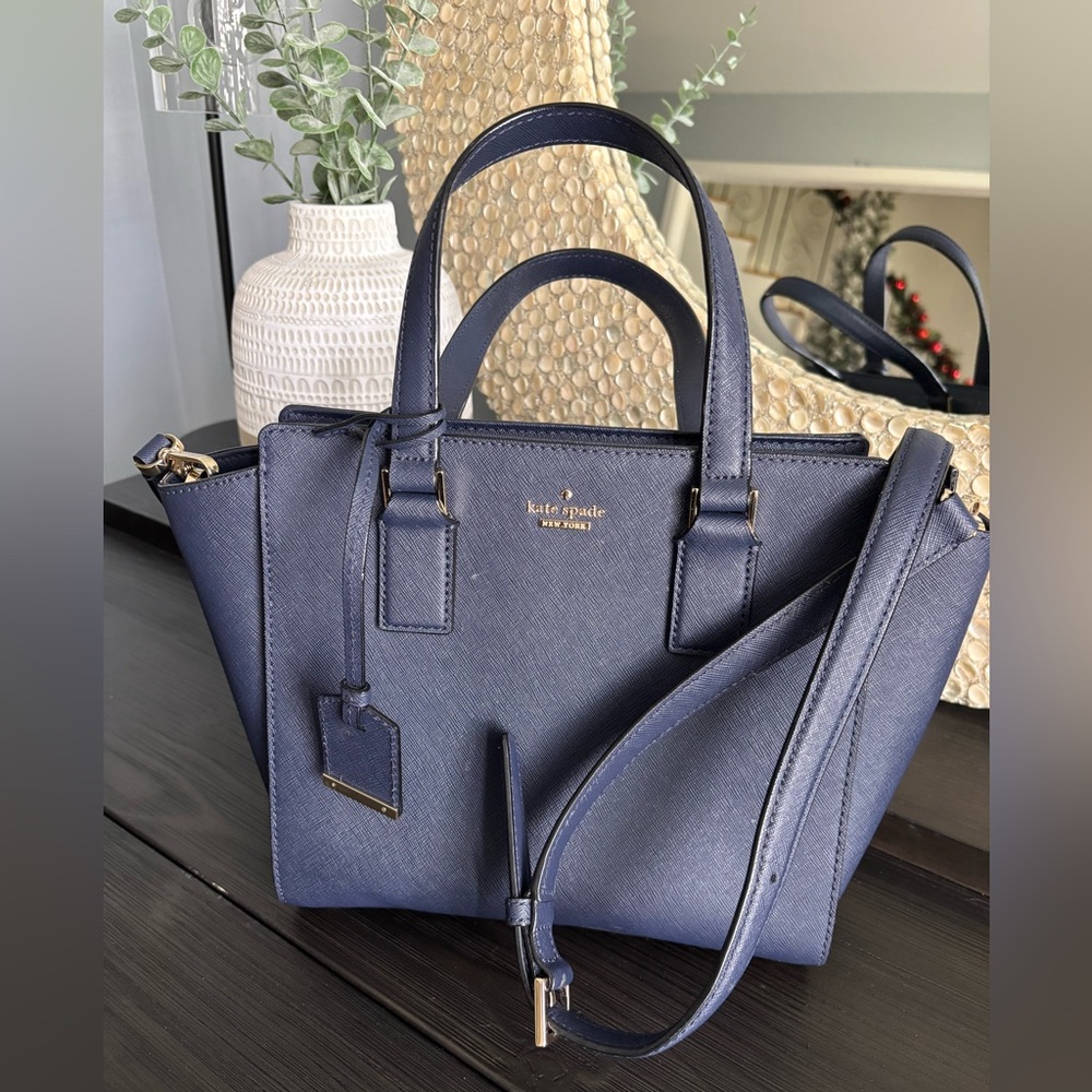 ♠️ EUC kate spade Cameron Street small Hayden bag (blazer blue)